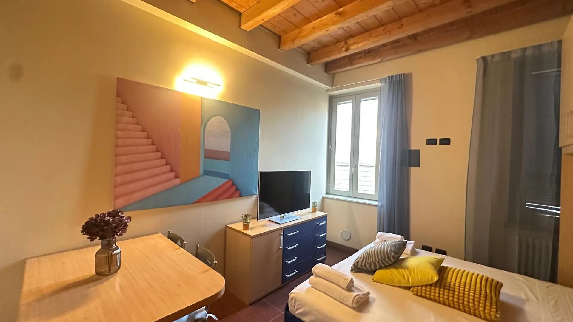 Feel - Studio Pontida Bergamo 0*,  Italy